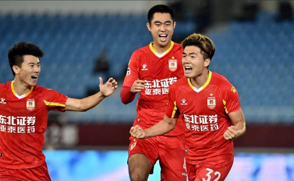 开云-转折点阿斯顿维拉战术微调，亚冠冲刺阶段攻防权衡，悬念犹存，球探报告显示潜力的简单介绍