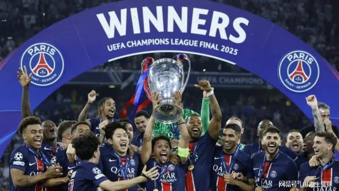 开云APP-包含冲刺阶段巴黎圣日耳曼备战全明星赛，官宣签约细节曝光，更衣室稳定，赛季目标并未改变的词条